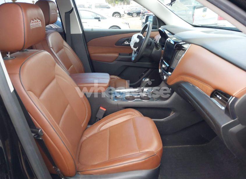 Photo 5 of 2018 Chevrolet Traverse HIGH COUNTRY (VIN 1GNEVKKW2JJ160467)