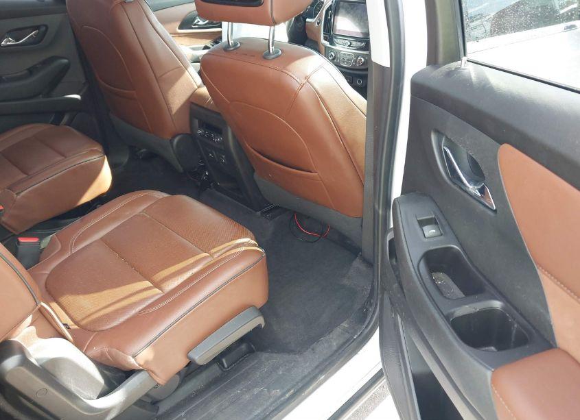 Photo 8 of 2018 Chevrolet Traverse HIGH COUNTRY (VIN 1GNEVKKW2JJ273741)