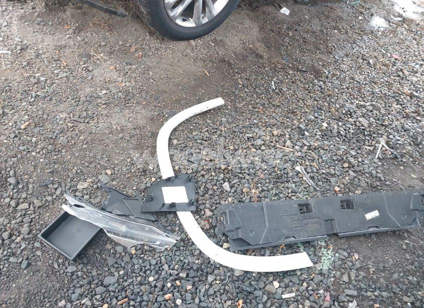 Photo 12 of 2018 Chevrolet Traverse HIGH COUNTRY (VIN 1GNEVKKW2JJ285663)