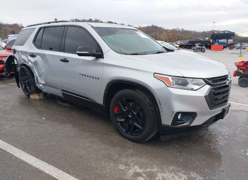2021 Chevrolet Traverse AWD PREMIER (VIN 1GNEVKKW2MJ243093) main photo