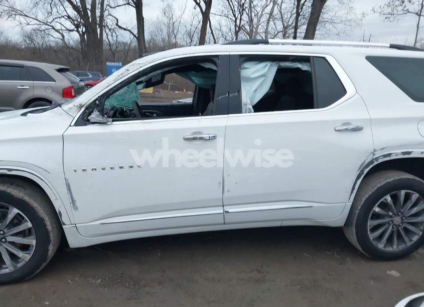 Photo 14 of 2023 Chevrolet Traverse AWD PREMIER (VIN 1GNEVKKW2PJ180243)