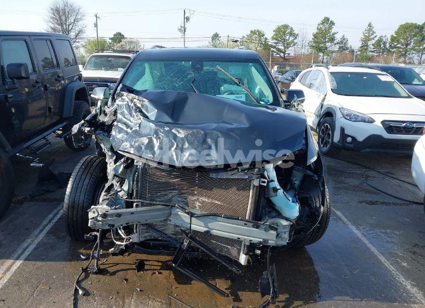 Photo 12 of 2019 Chevrolet Traverse PREMIER (VIN 1GNEVKKW3KJ200976)