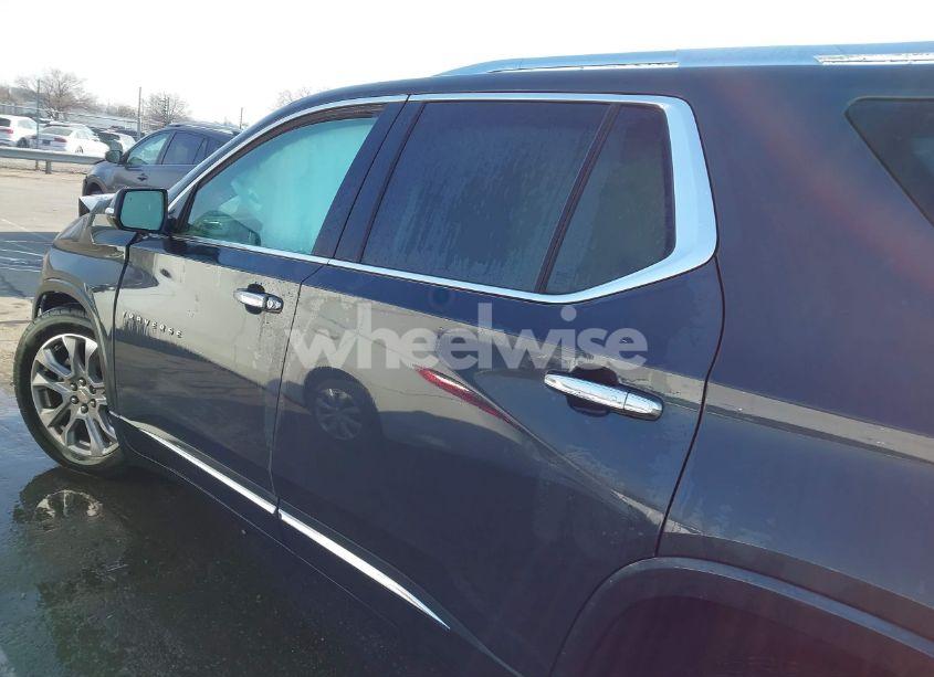 Photo 14 of 2019 Chevrolet Traverse PREMIER (VIN 1GNEVKKW3KJ200976)