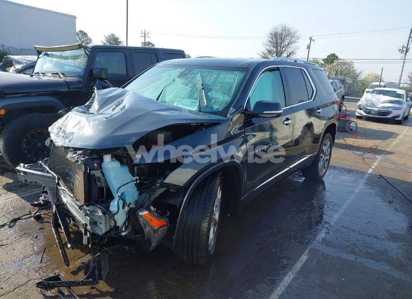 Photo 2 of 2019 Chevrolet Traverse PREMIER (VIN 1GNEVKKW3KJ200976)