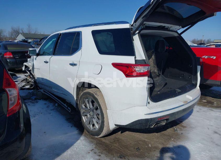 Photo 3 of 2020 Chevrolet Traverse AWD PREMIER (VIN 1GNEVKKW3LJ253520)