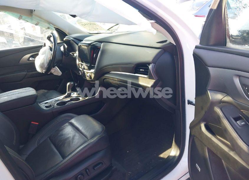 Photo 5 of 2020 Chevrolet Traverse AWD PREMIER (VIN 1GNEVKKW3LJ253520)