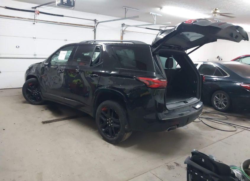 Photo 3 of 2022 Chevrolet Traverse AWD PREMIER (VIN 1GNEVKKW3NJ179311)