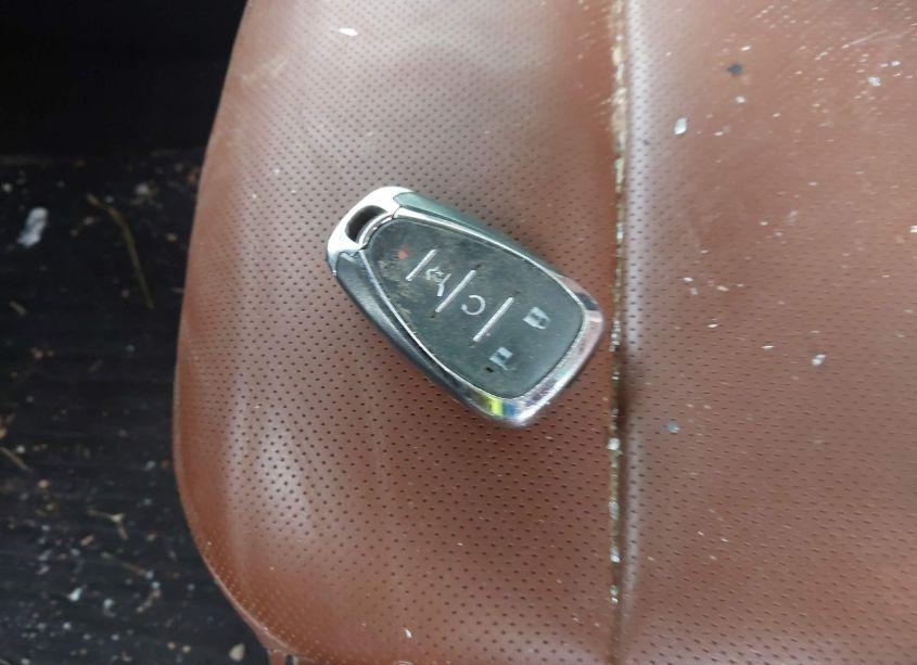 Photo 11 of 2018 Chevrolet Traverse HIGH COUNTRY (VIN 1GNEVKKW4JJ122755)