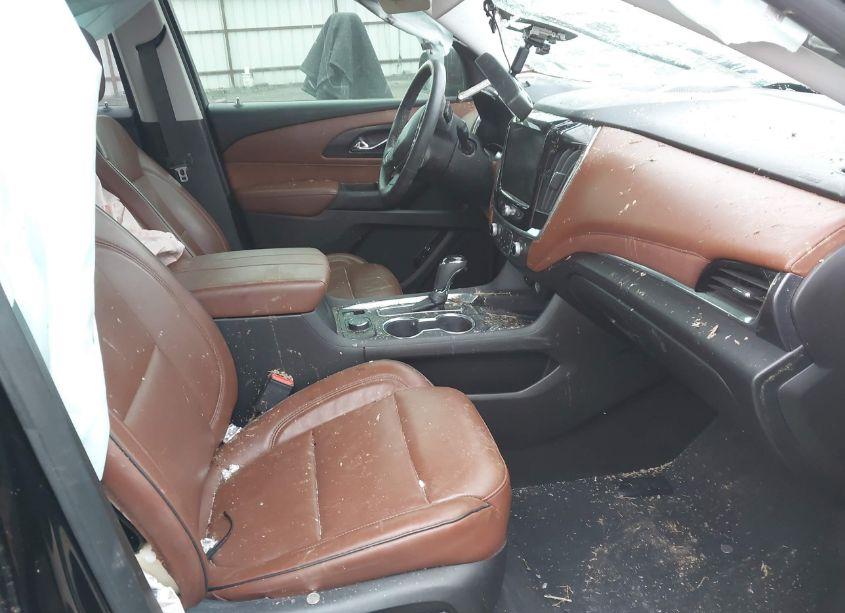 Photo 5 of 2018 Chevrolet Traverse HIGH COUNTRY (VIN 1GNEVKKW4JJ122755)