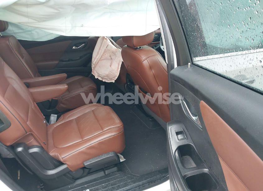 Photo 8 of 2018 Chevrolet Traverse HIGH COUNTRY (VIN 1GNEVKKW4JJ133786)