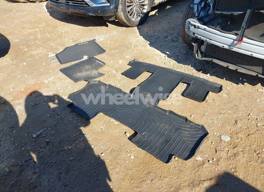 Photo 8 of 2020 Chevrolet Traverse AWD PREMIER (VIN 1GNEVKKW4LJ283092)