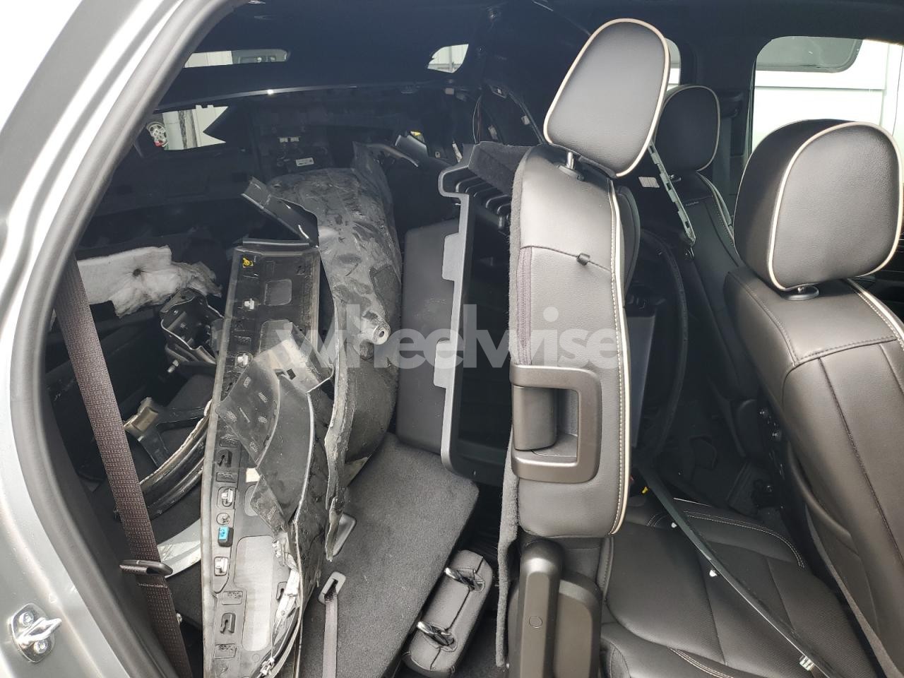 Photo 13 of 2023 CHEVROLET TRAVERSE PREMIER (VIN 1GNEVKKW4PJ294132)
