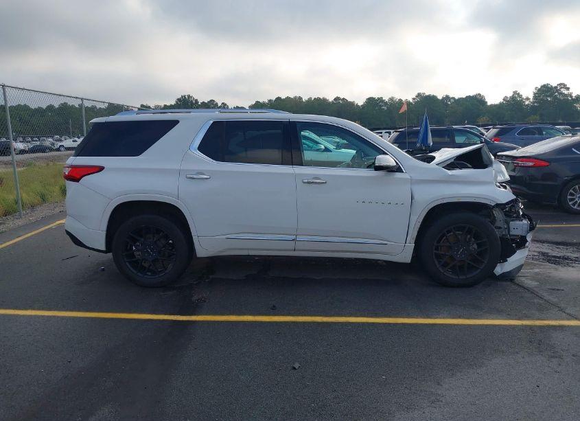 Photo 13 of 2018 Chevrolet Traverse HIGH COUNTRY (VIN 1GNEVKKW5JJ211654)