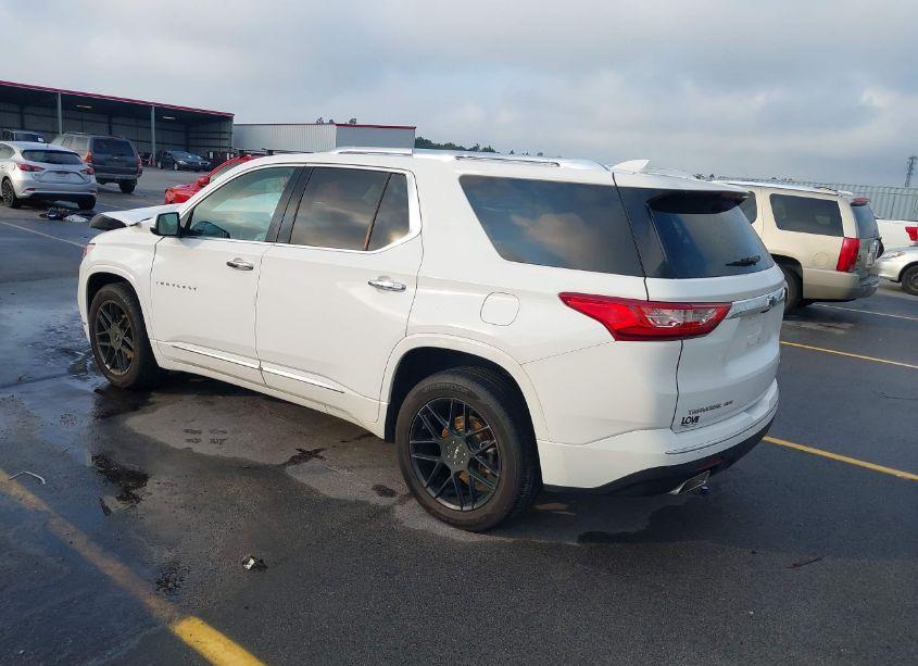 Photo 3 of 2018 Chevrolet Traverse HIGH COUNTRY (VIN 1GNEVKKW5JJ211654)
