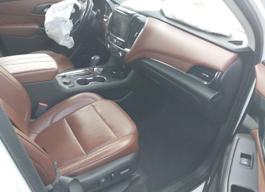 Photo 5 of 2018 Chevrolet Traverse HIGH COUNTRY (VIN 1GNEVKKW5JJ211654)