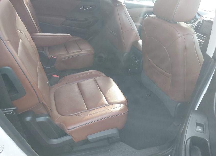 Photo 8 of 2018 Chevrolet Traverse HIGH COUNTRY (VIN 1GNEVKKW5JJ211654)