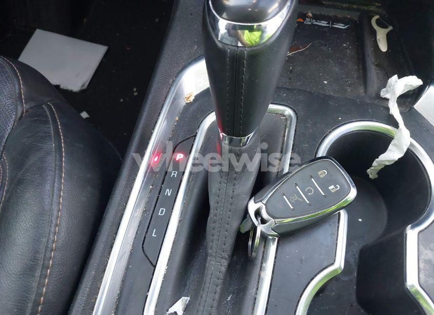 Photo 11 of 2020 Chevrolet Traverse AWD PREMIER (VIN 1GNEVKKW5LJ161552)