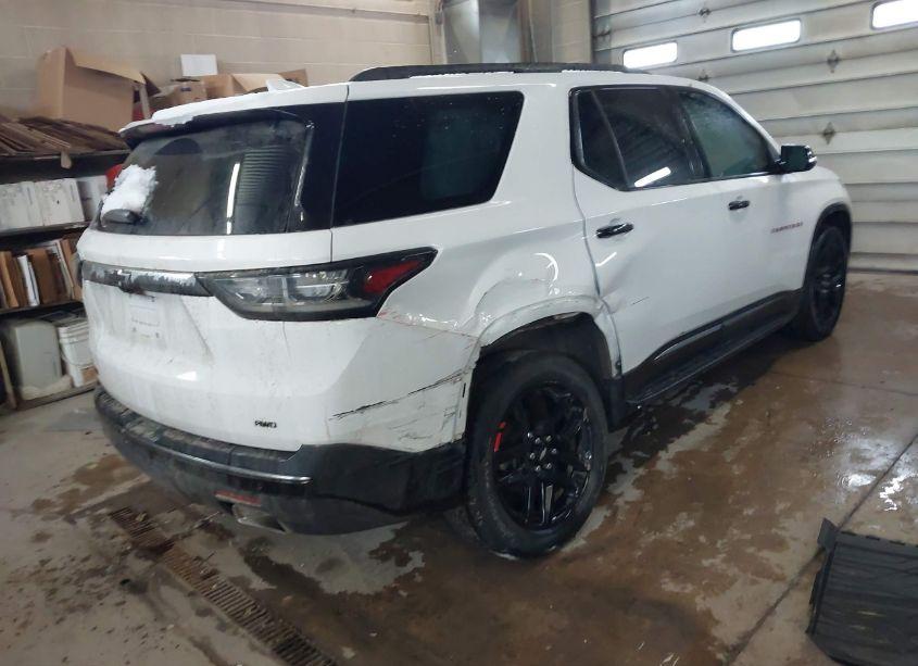 Photo 4 of 2020 Chevrolet Traverse AWD PREMIER (VIN 1GNEVKKW5LJ179954)
