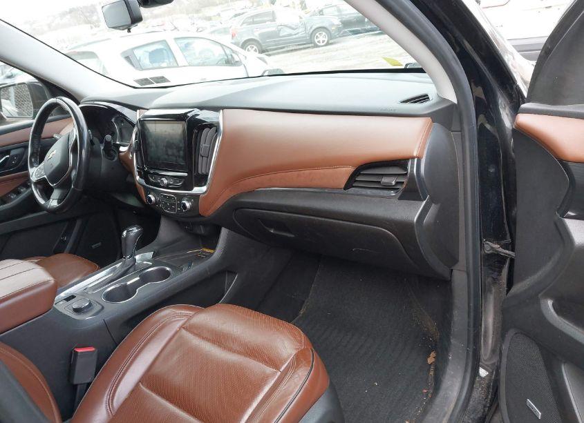 Photo 5 of 2018 Chevrolet Traverse HIGH COUNTRY (VIN 1GNEVKKW6JJ224445)