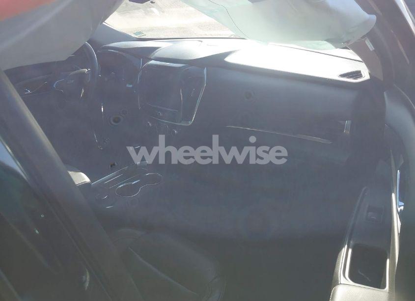 Photo 5 of 2019 Chevrolet Traverse PREMIER (VIN 1GNEVKKW6KJ260315)