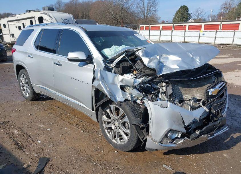 2019 Chevrolet Traverse PREMIER (VIN 1GNEVKKW6KJ301624) main photo