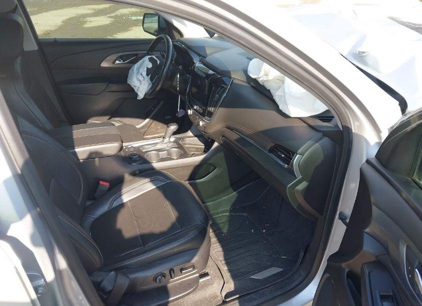 Photo 5 of 2019 Chevrolet Traverse PREMIER (VIN 1GNEVKKW6KJ301624)