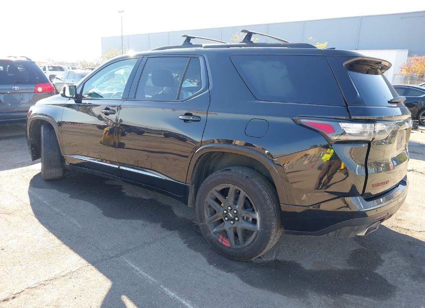 Photo 3 of 2019 Chevrolet Traverse PREMIER (VIN 1GNEVKKW7KJ228599)