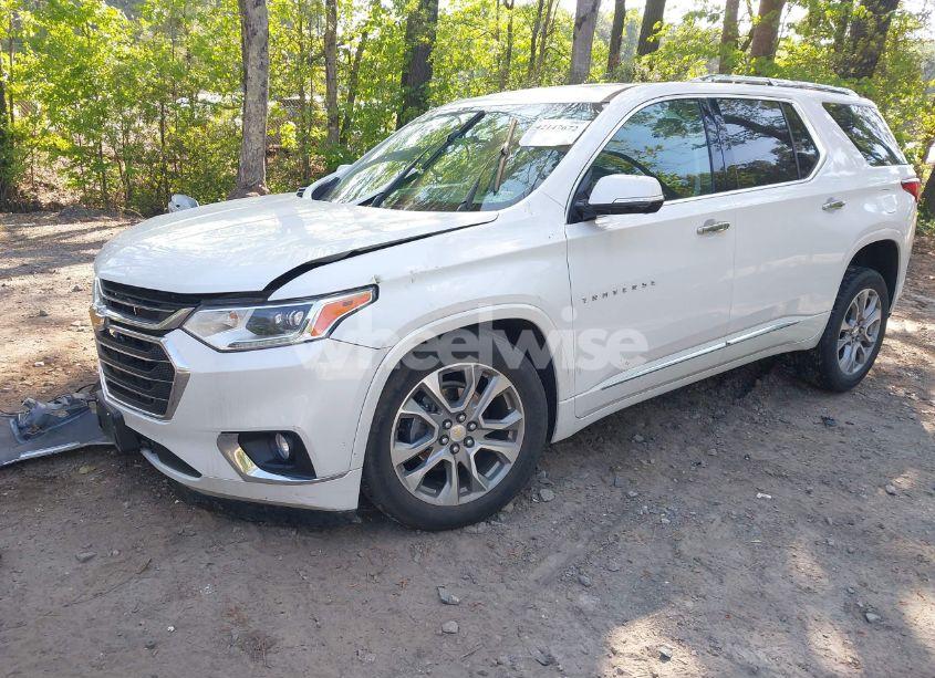 Photo 2 of 2020 Chevrolet Traverse AWD PREMIER (VIN 1GNEVKKW7LJ268408)