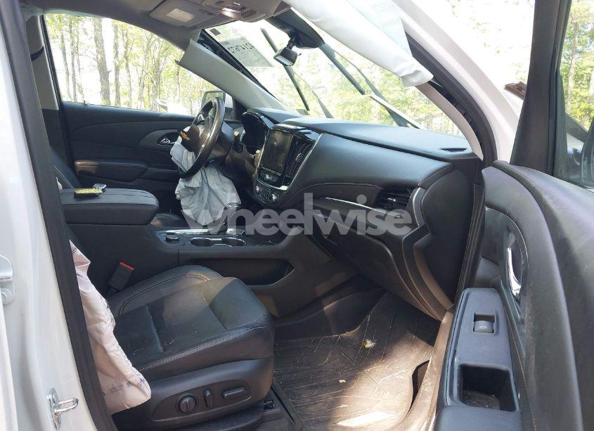 Photo 5 of 2020 Chevrolet Traverse AWD PREMIER (VIN 1GNEVKKW7LJ268408)