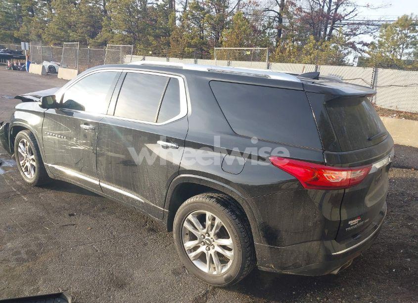 Photo 3 of 2018 Chevrolet Traverse HIGH COUNTRY (VIN 1GNEVKKW8JJ218663)