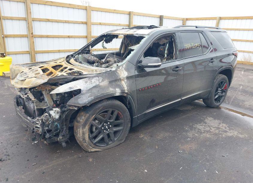 Photo 2 of 2019 Chevrolet Traverse PREMIER (VIN 1GNEVKKW8KJ212248)