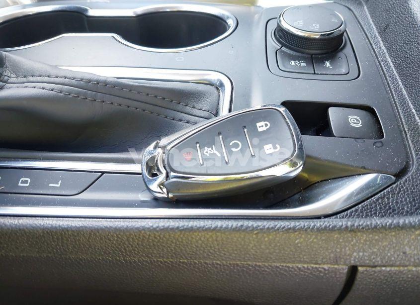 Photo 11 of 2021 Chevrolet Traverse AWD PREMIER (VIN 1GNEVKKW8MJ227805)