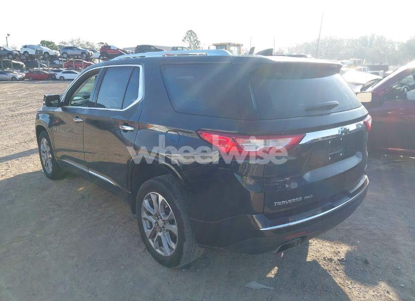 Photo 3 of 2021 Chevrolet Traverse AWD PREMIER (VIN 1GNEVKKW8MJ227805)