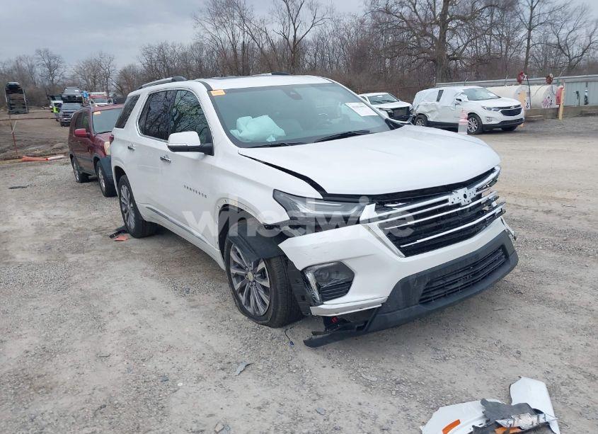 2022 Chevrolet Traverse AWD PREMIER (VIN 1GNEVKKW8NJ177182) main photo