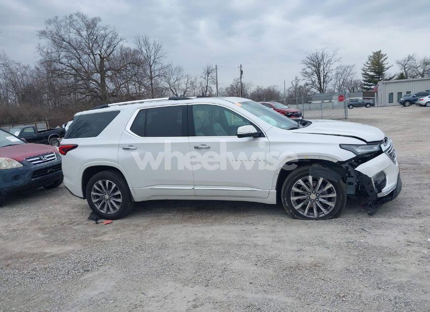 Photo 14 of 2022 Chevrolet Traverse AWD PREMIER (VIN 1GNEVKKW8NJ177182)