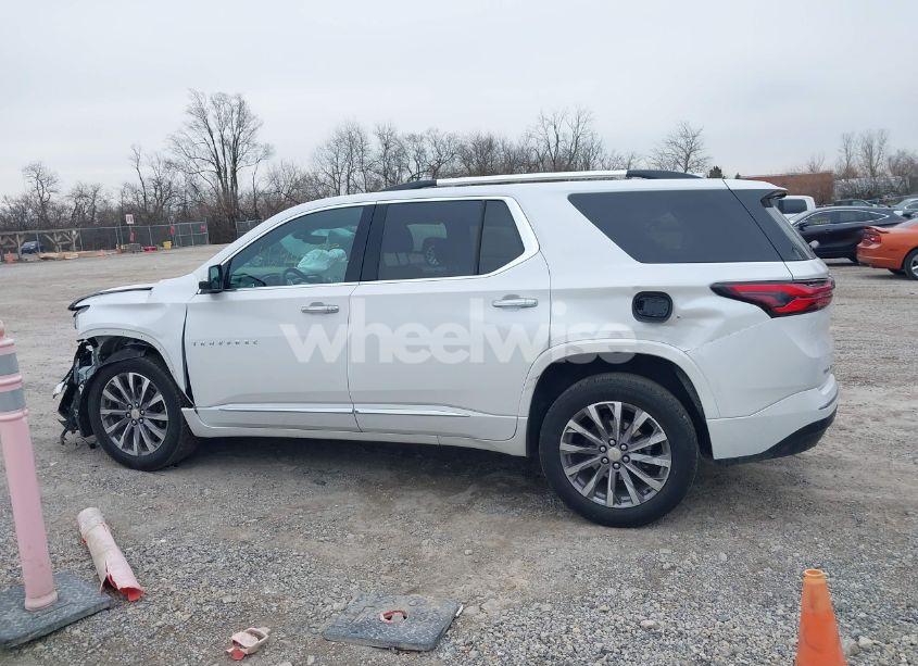 Photo 15 of 2022 Chevrolet Traverse AWD PREMIER (VIN 1GNEVKKW8NJ177182)
