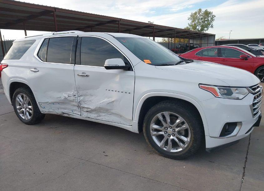 Photo 6 of 2018 Chevrolet Traverse HIGH COUNTRY (VIN 1GNEVKKW9JJ131662)