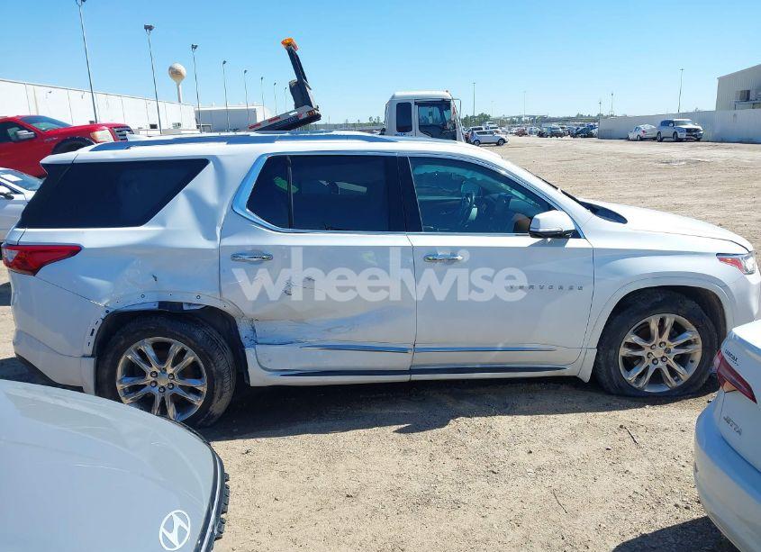 Photo 14 of 2018 Chevrolet Traverse HIGH COUNTRY (VIN 1GNEVKKW9JJ217005)