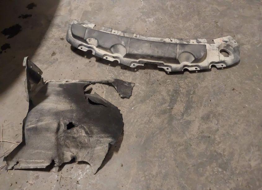 Photo 19 of 2019 Chevrolet Traverse PREMIER (VIN 1GNEVKKW9KJ214848)