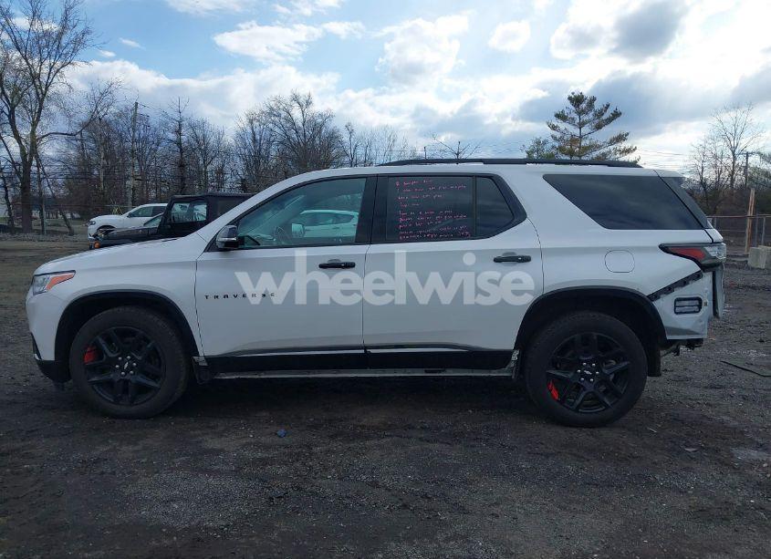 Photo 14 of 2019 Chevrolet Traverse PREMIER (VIN 1GNEVKKW9KJ235697)