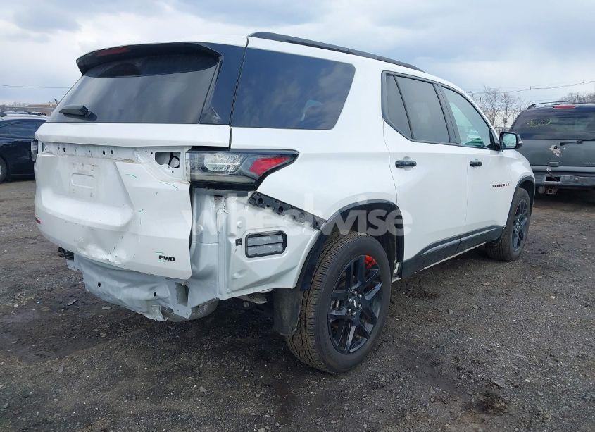 Photo 4 of 2019 Chevrolet Traverse PREMIER (VIN 1GNEVKKW9KJ235697)