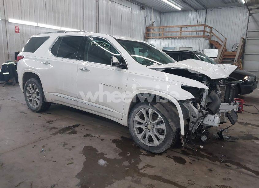 2020 Chevrolet Traverse AWD PREMIER (VIN 1GNEVKKW9LJ220148) main photo