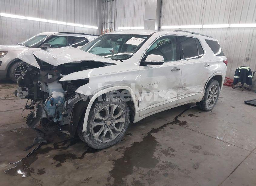 Photo 2 of 2020 Chevrolet Traverse AWD PREMIER (VIN 1GNEVKKW9LJ220148)