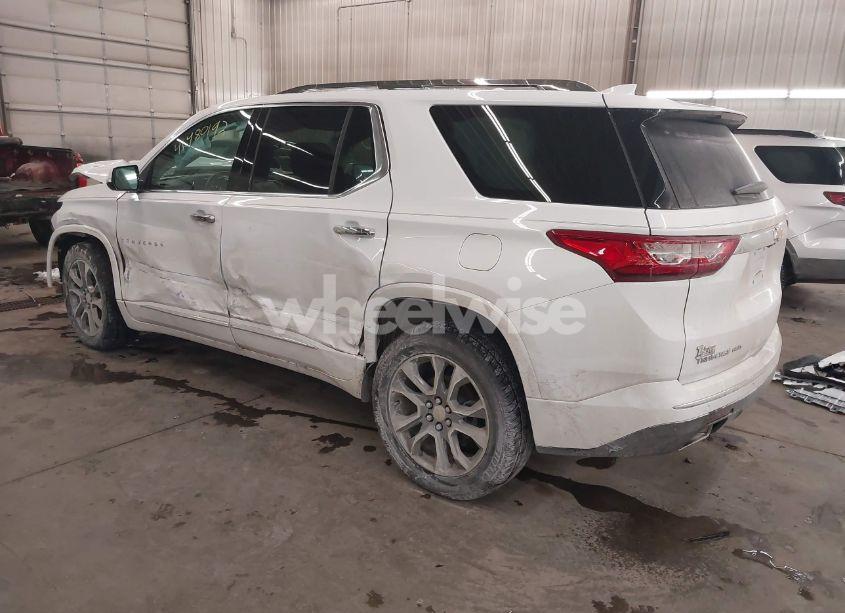 Photo 3 of 2020 Chevrolet Traverse AWD PREMIER (VIN 1GNEVKKW9LJ220148)