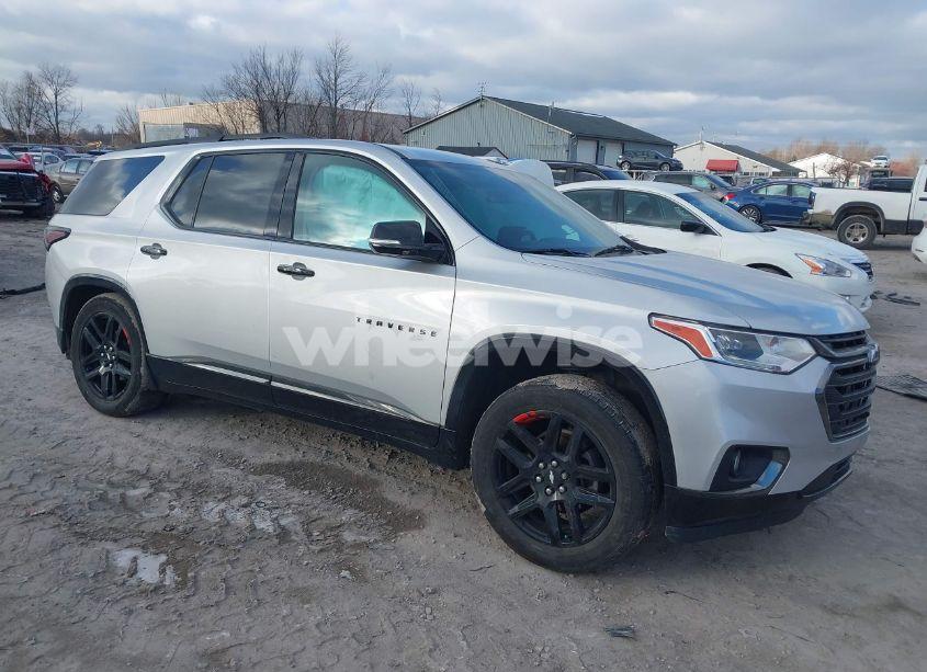 2020 Chevrolet Traverse AWD PREMIER (VIN 1GNEVKKW9LJ229819) main photo