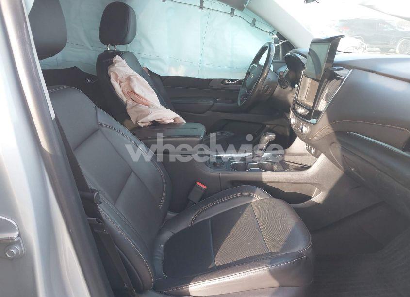 Photo 5 of 2020 Chevrolet Traverse AWD PREMIER (VIN 1GNEVKKW9LJ229819)