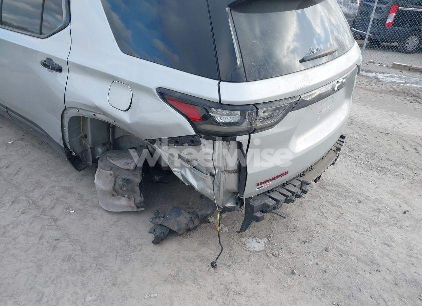 Photo 6 of 2020 Chevrolet Traverse AWD PREMIER (VIN 1GNEVKKW9LJ229819)