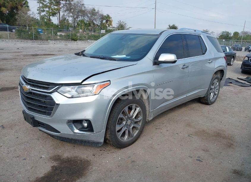 Photo 2 of 2021 Chevrolet Traverse AWD PREMIER (VIN 1GNEVKKW9MJ213346)