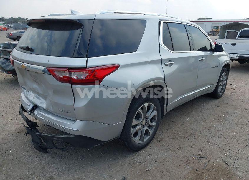 Photo 4 of 2021 Chevrolet Traverse AWD PREMIER (VIN 1GNEVKKW9MJ213346)