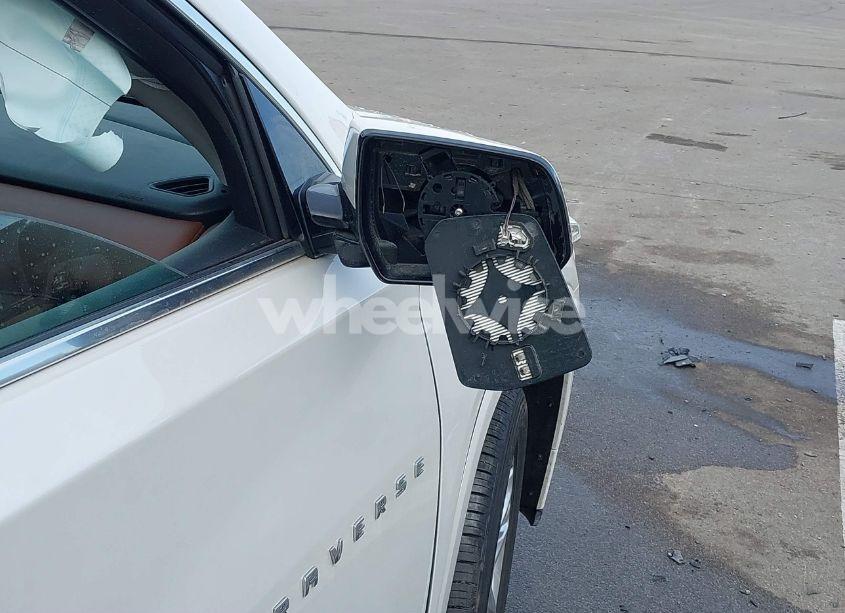 Photo 6 of 2018 Chevrolet Traverse HIGH COUNTRY (VIN 1GNEVKKWXJJ237120)